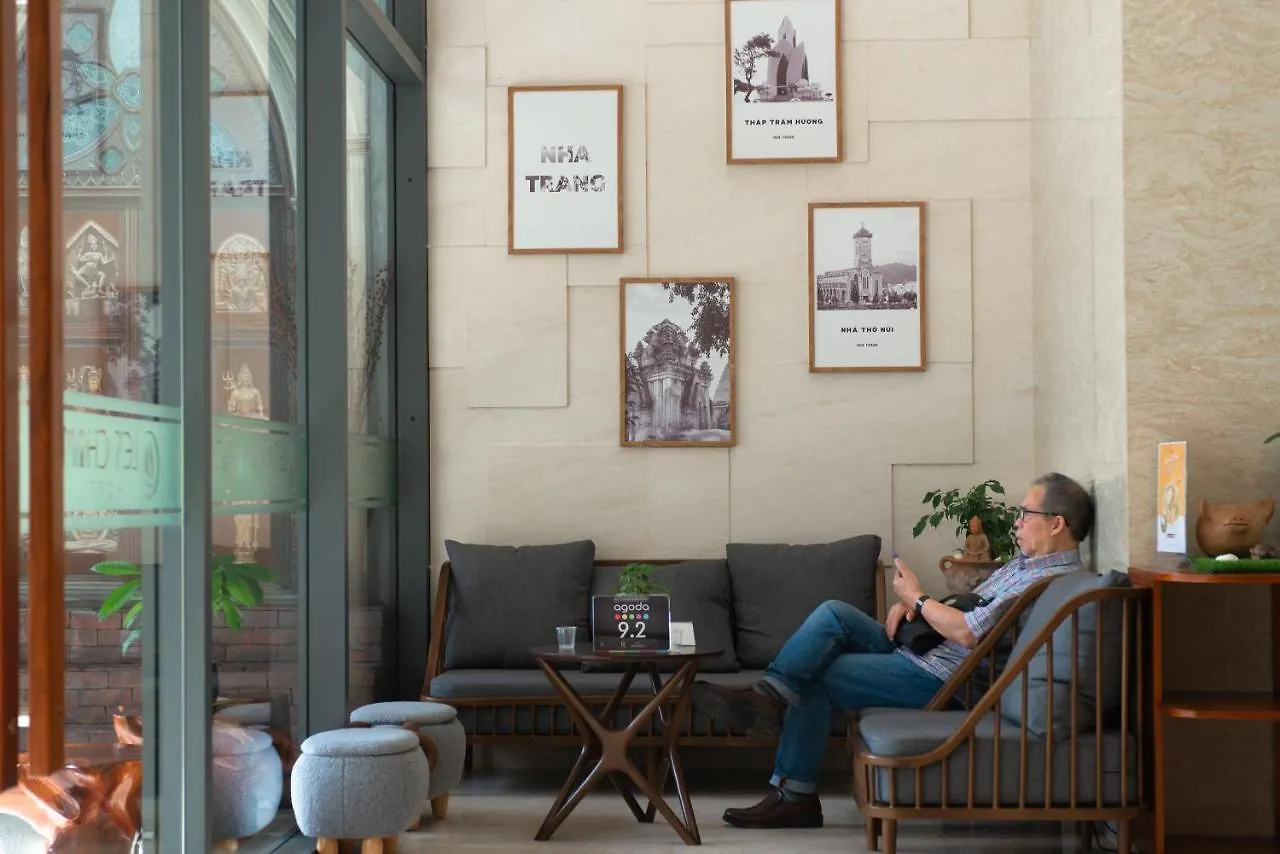 Le'S Cham Hotel Нячанг 4*,